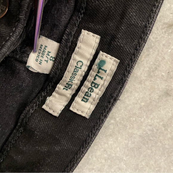 L.L. Bean Size 8 M/T Black Denim Original Fit Straight Leg Five Pocket Jeans - Picture 9 of 12